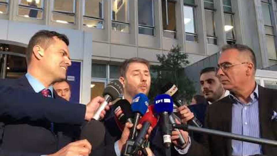 Νίκος Ανδρουλακης