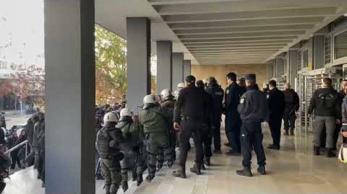 Συλλήψεις στο Αριστοτέλειο (2)