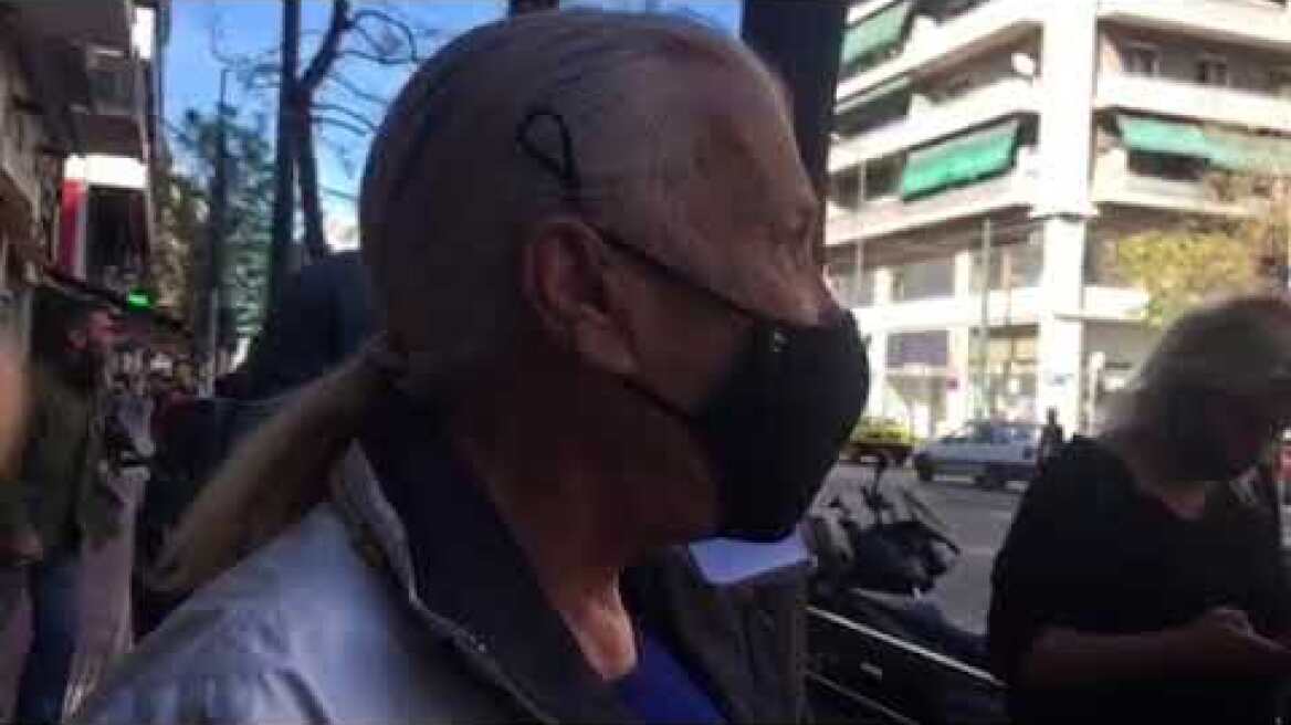 Ήμασταν μαζί εχθές και μου είπε πως θα πάει στον γιατρό επειδή είχε βηματοδότη