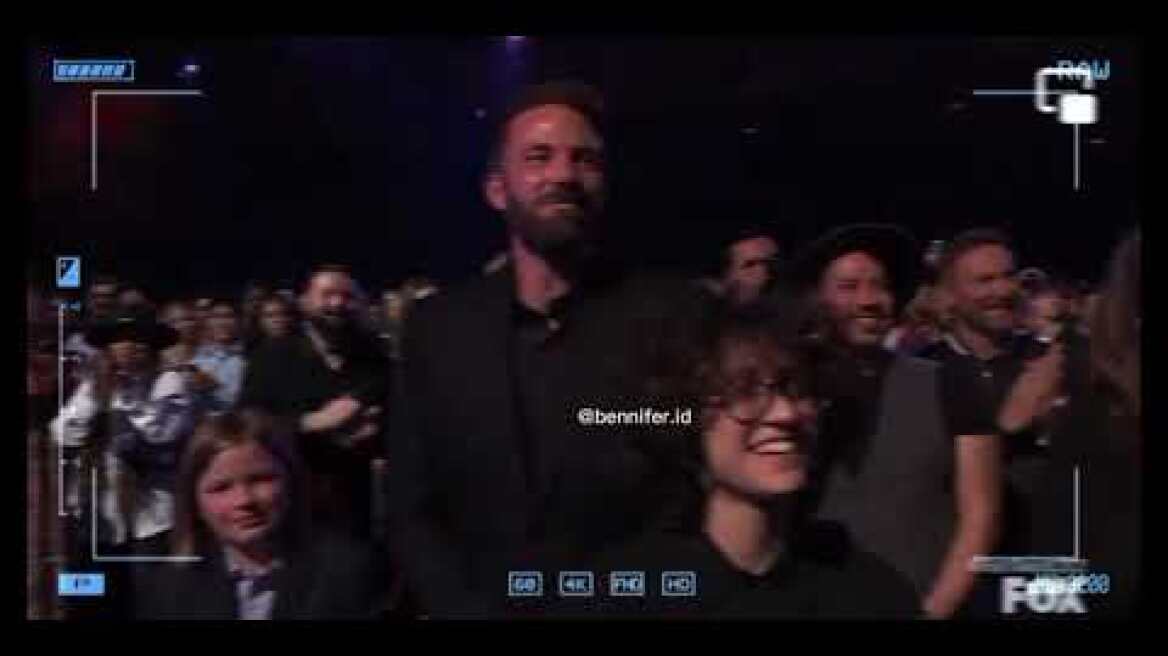 Ben Affleck and kids Proud of Jennifer Lopez as an Icon @iHeartRadio Awards