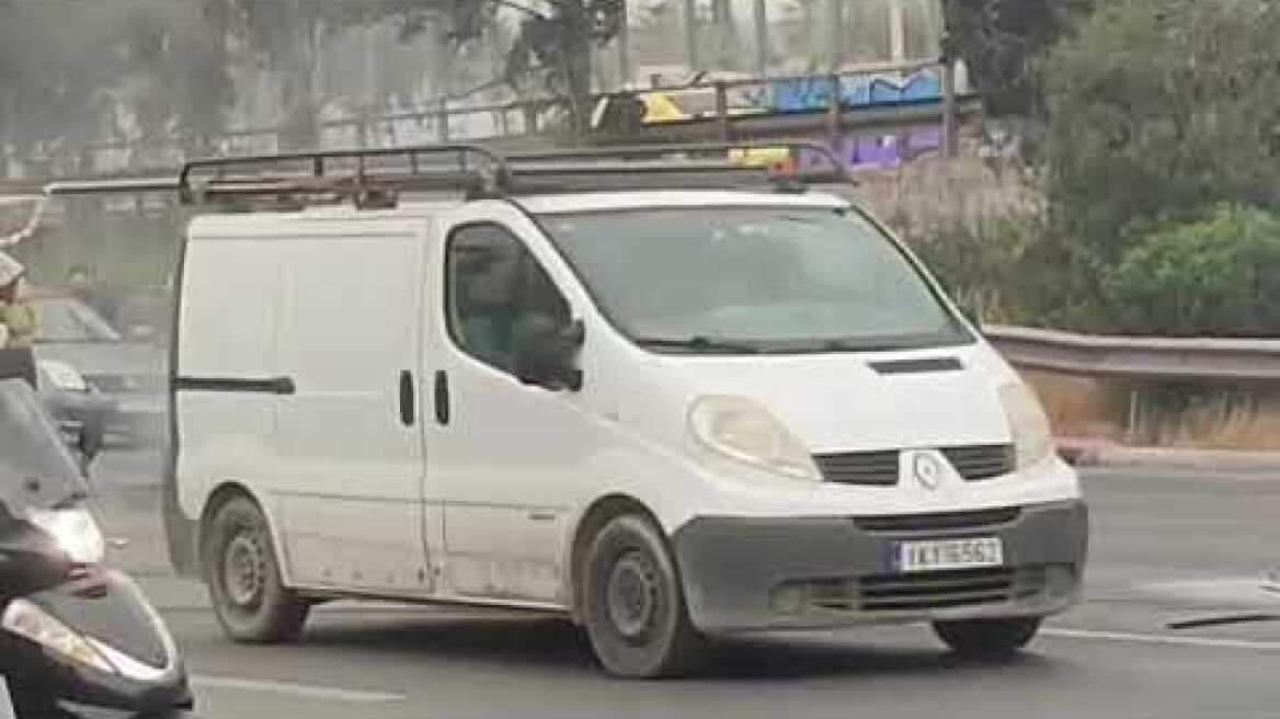 Μποτιλιάρισμα στην άνοδο του Κηφισού μετά από καραμπόλα