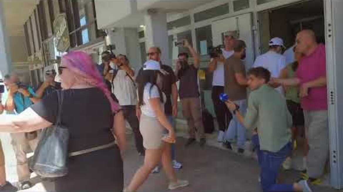 Στον εισαγγελέα οι 13 του «Περσεφόνη» για τη φωτιά στην Ύδρα