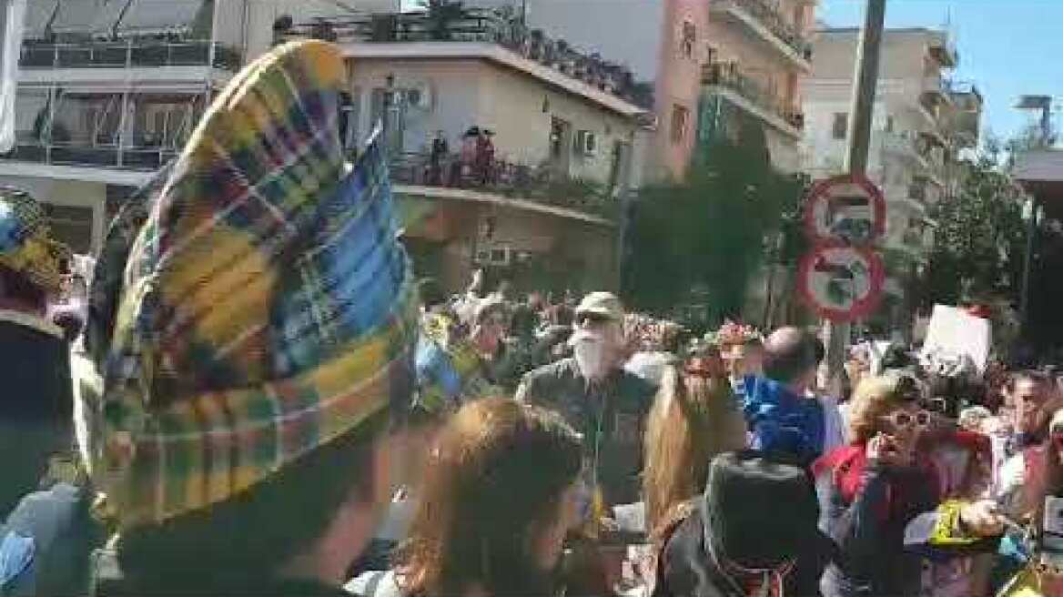 tempo24 - ΠΑΤΡΙΝΟ ΚΑΡΝΑΒΑΛΙ - Η "ΑΠΑΓΟΡΕΥΜΕΝΗ" ΠΑΡΕΛΑΣΗ 1