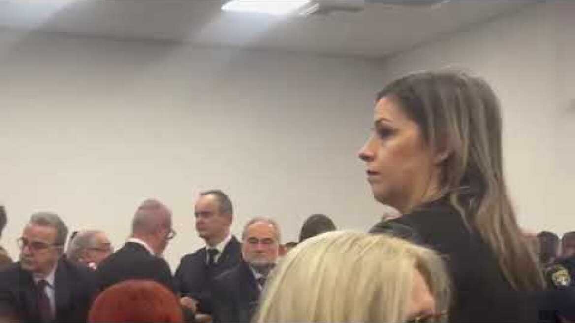 Η Ζωή Κωνσταντοπούλου στη δίκη για τα Τέμπη (2)