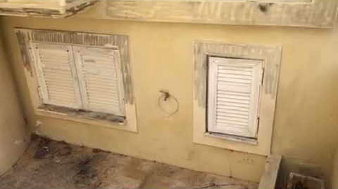 Αυτό είναι το παραθυράκι που μπήκαν οι ληστές την νύχτα και σκότωσαν την 20χρονη μητέρα