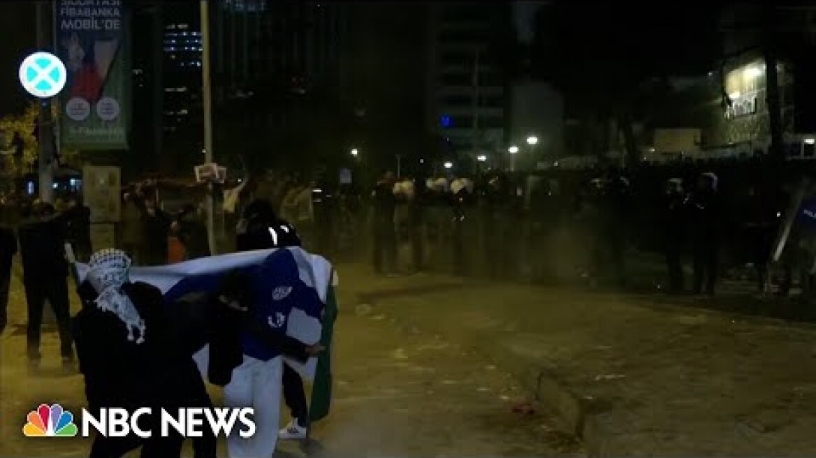 Istanbul police use water cannon, pepper spray to disperse consulate protesters