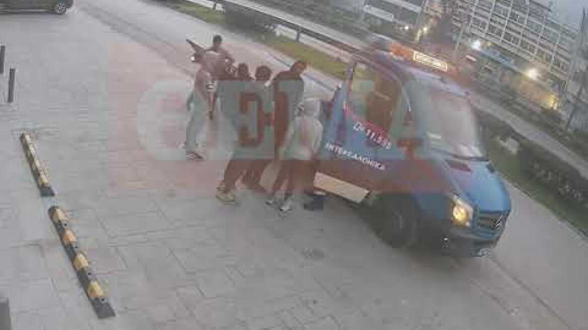 Συμμορία ανηλίκων (2)