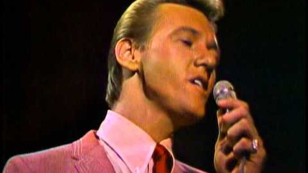 Righteous Brothers - Unchained Melody [Live - Best Quality] (1965)