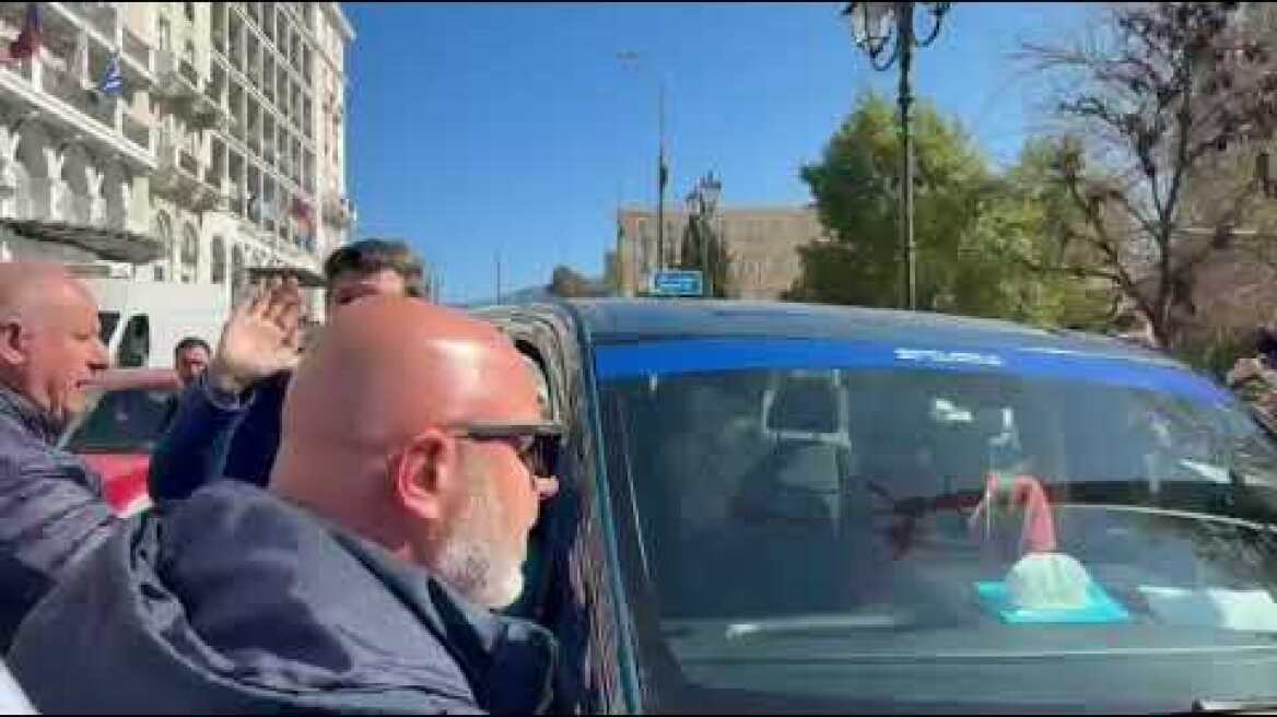 Χωρίς ταξί για τρίτη ημέρα η Αττική, πορεία προς το Μέγαρο Μαξίμου (3)