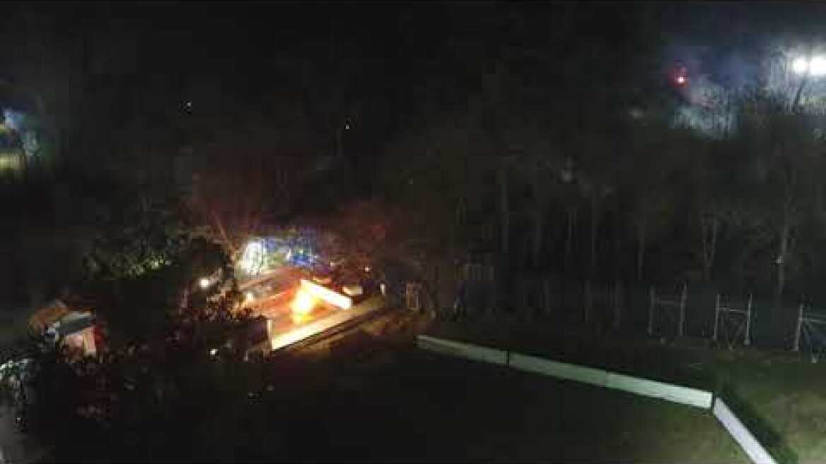 ΦΩΤΙΑ ΑΛΥΣΙΔΑ