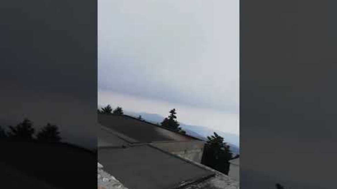 Η βροχή στην Αττική από την Πάρνηθα