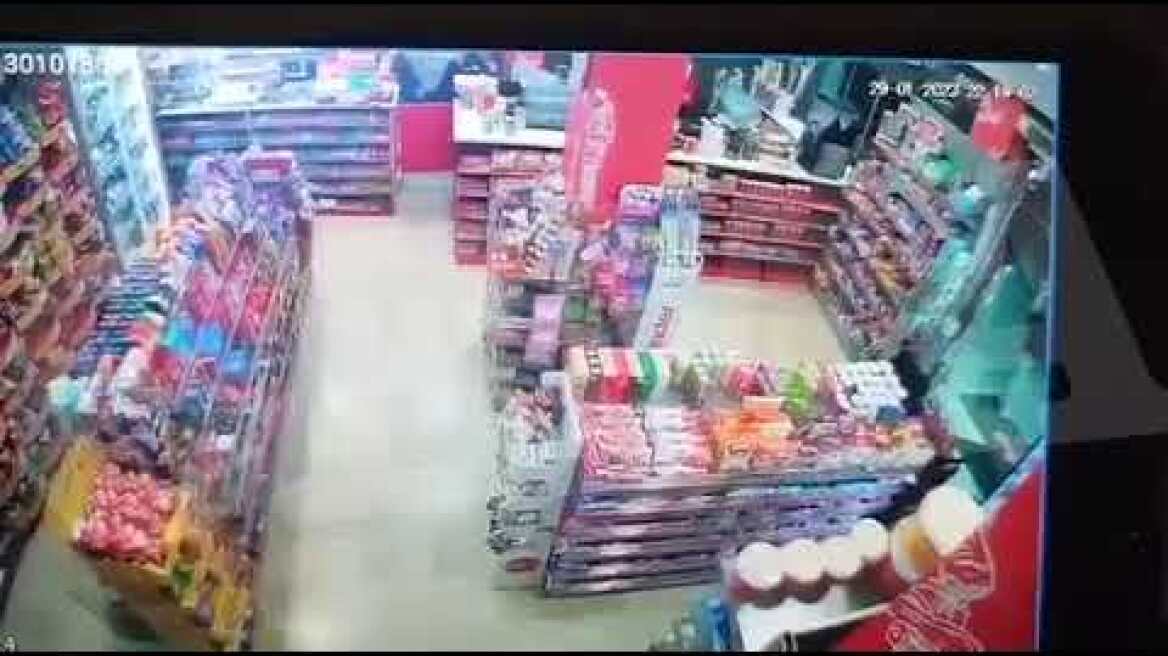 Ληστεία σε κατάστημα ψιλικών