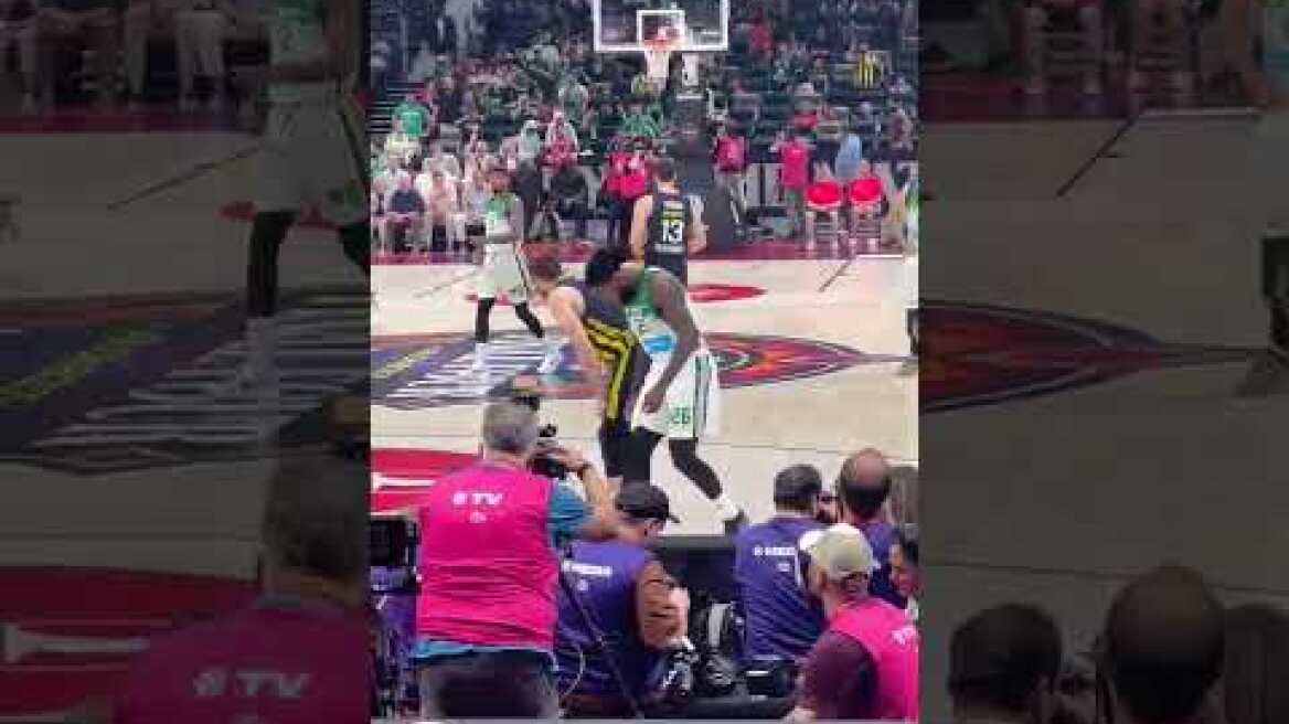 O Λεσόρ στον πρώτο ημιτελικό του Final-4