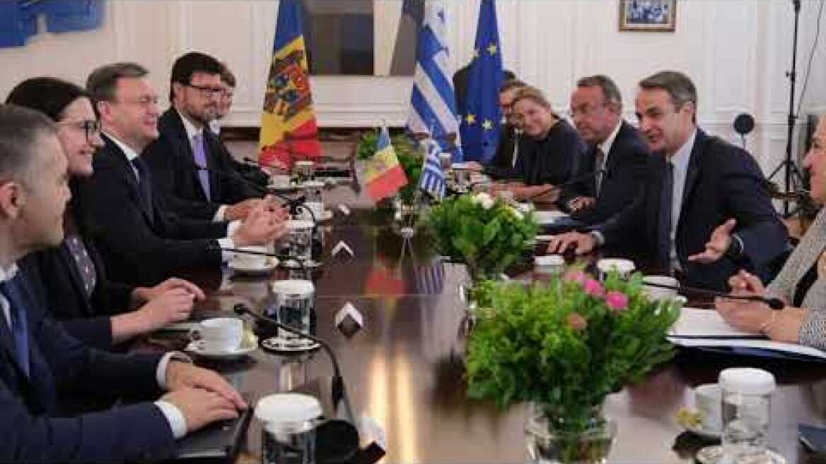 Συνάντηση του Πρωθυπουργού Κυριάκου Μητσοτάκη με τον Πρωθυπουργό της Μολδαβίας Dorin Recean