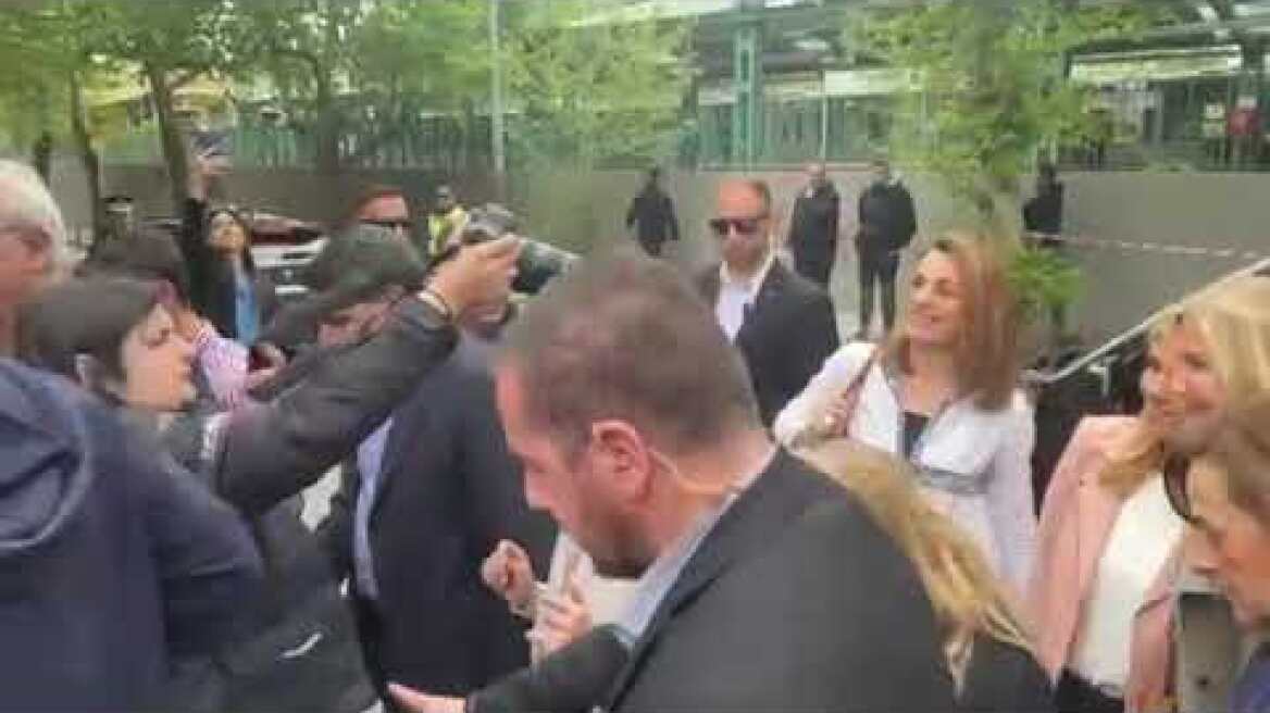 Ο Κυριάκος Μητσοτάκης στην ανθοκομική έκθεση Κηφισιάς