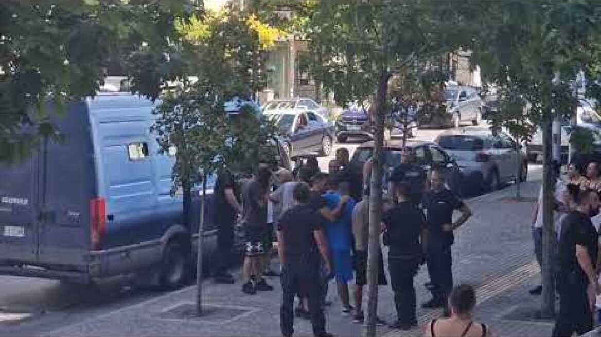 Μεταγωγή των συλληφθέντων από την εξάρθρωση των εγκληματικών οργανώσεων στη Θεσσαλονίκη