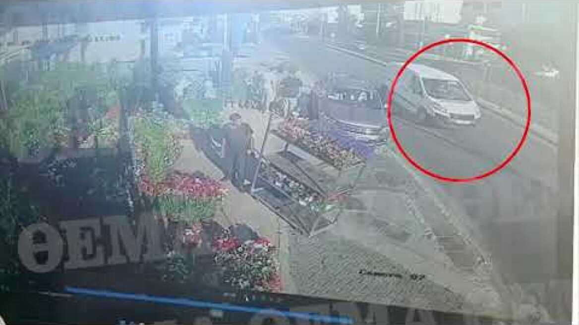 Βίντεο ντοκουμέντο με το λευκό βαν μετά τη μαφιόζικη επίθεση σε βενζινάδικο στον Γέρακα 18.6.2022