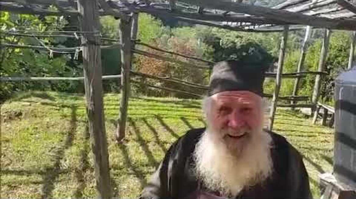 Ο γέροντας Νικόδημος από το Κελί της Μεταμορφώσεως της Καψάλας μας νουθετεί!