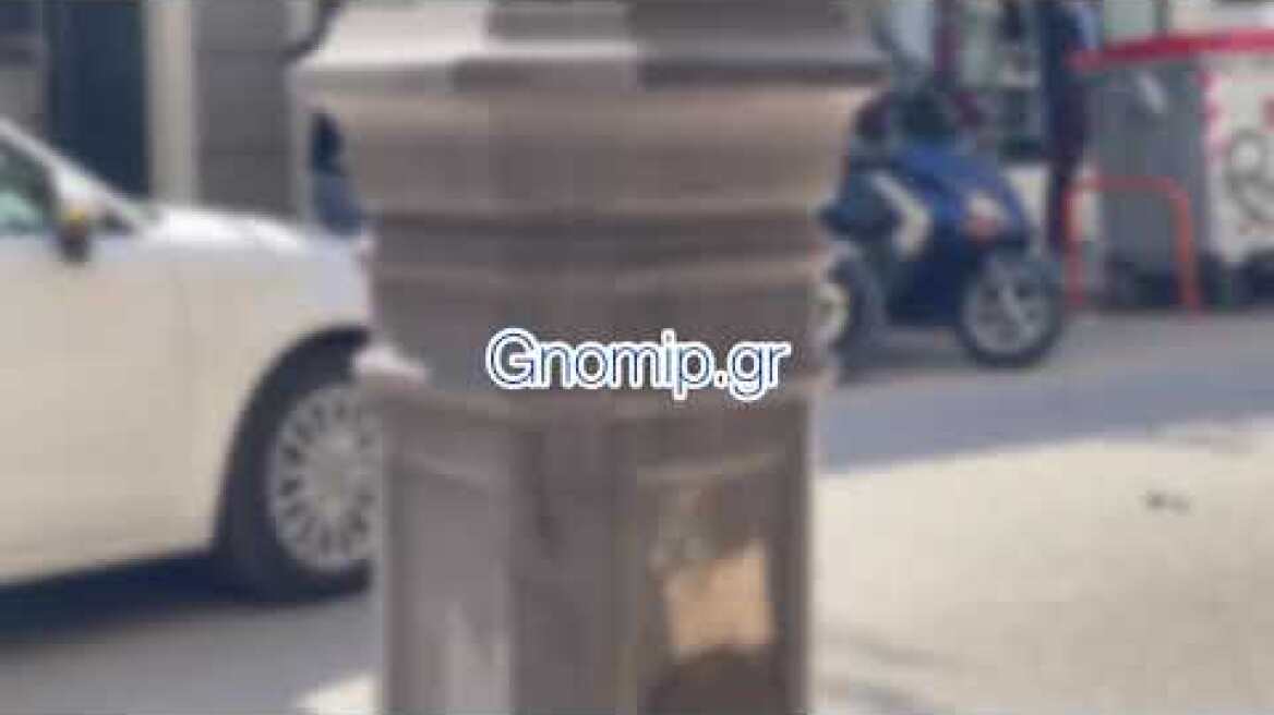 Gnomip μπουνιές για μια θέση πάρκινγκ στο κέντρο της Πάτρας