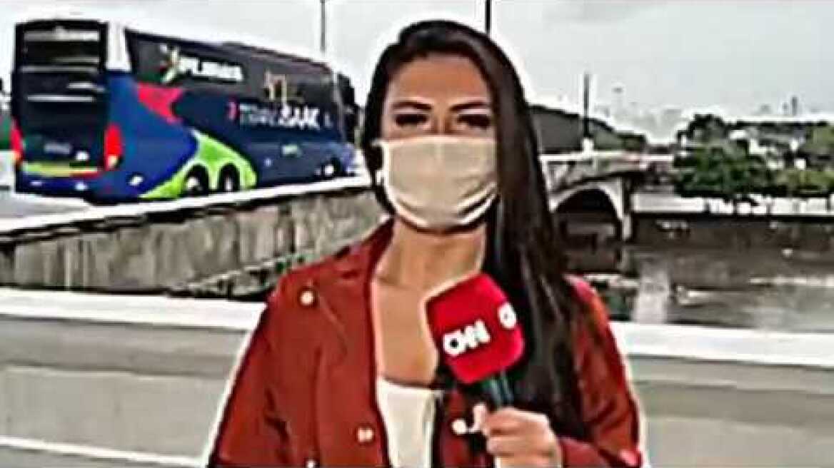 Repórter Blogueira da CNN é assaltada AO VIVO  por bandido que portava uma faca