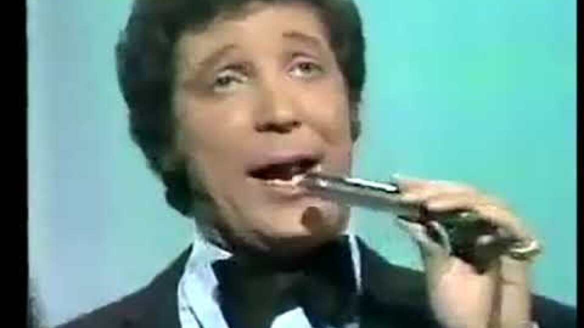 Tom Jones  -  What s new pussycat