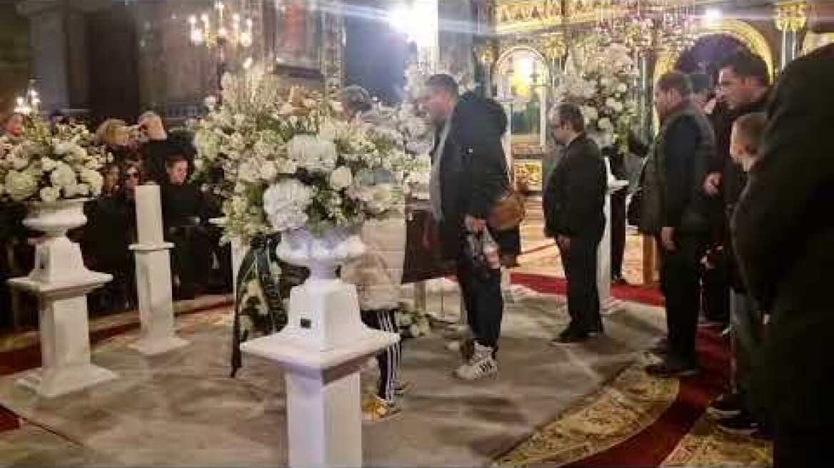 Η Θεσσαλονίκη αποχαιρετά τον Βασίλη Καρρά (3)