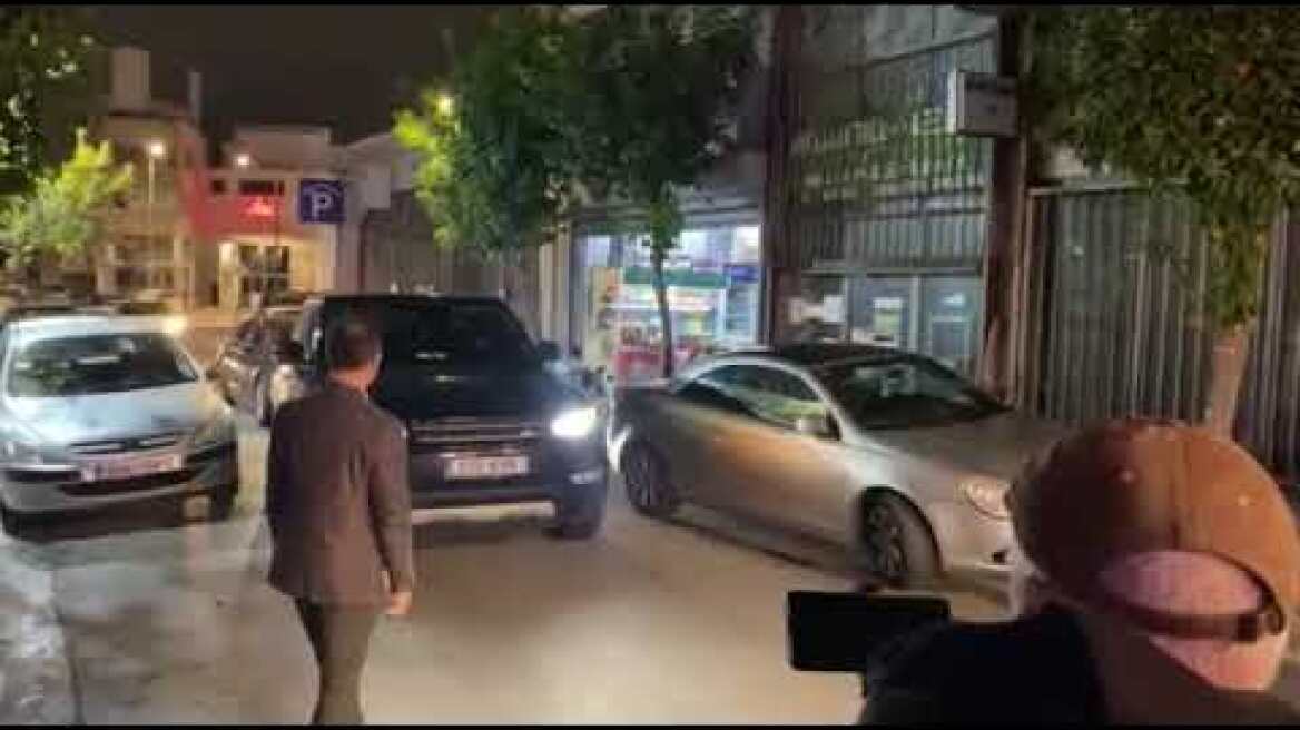 Έξοδος Κασσελάκη σε  μπαρ στο Γκάζι (2)