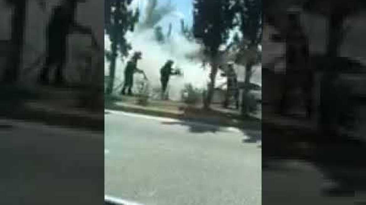 Φωτιά σε αυτοκίνητο στην Κατεχάκη (1)