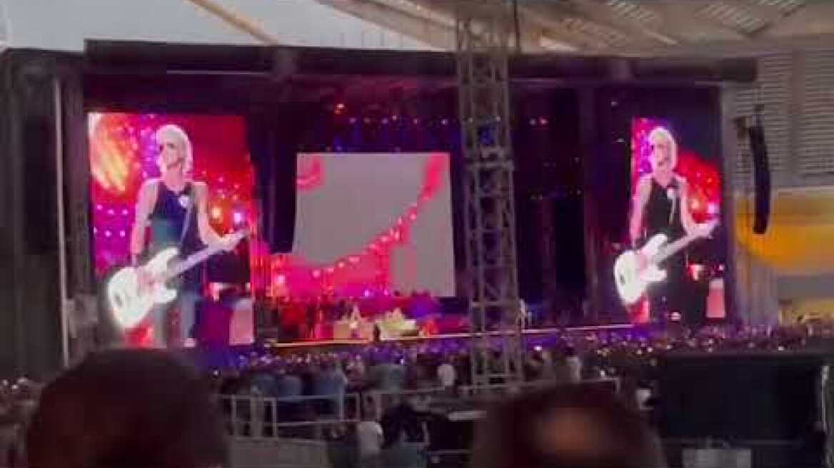 Η συναυλία των Guns N’ Roses στο Ολυμπιακό Στάδιο