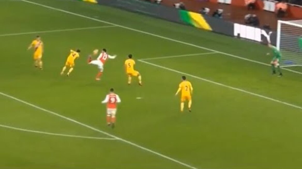 Olivier Giroud Scorpion Kick Goal - Arsenal VS Crystal Palace