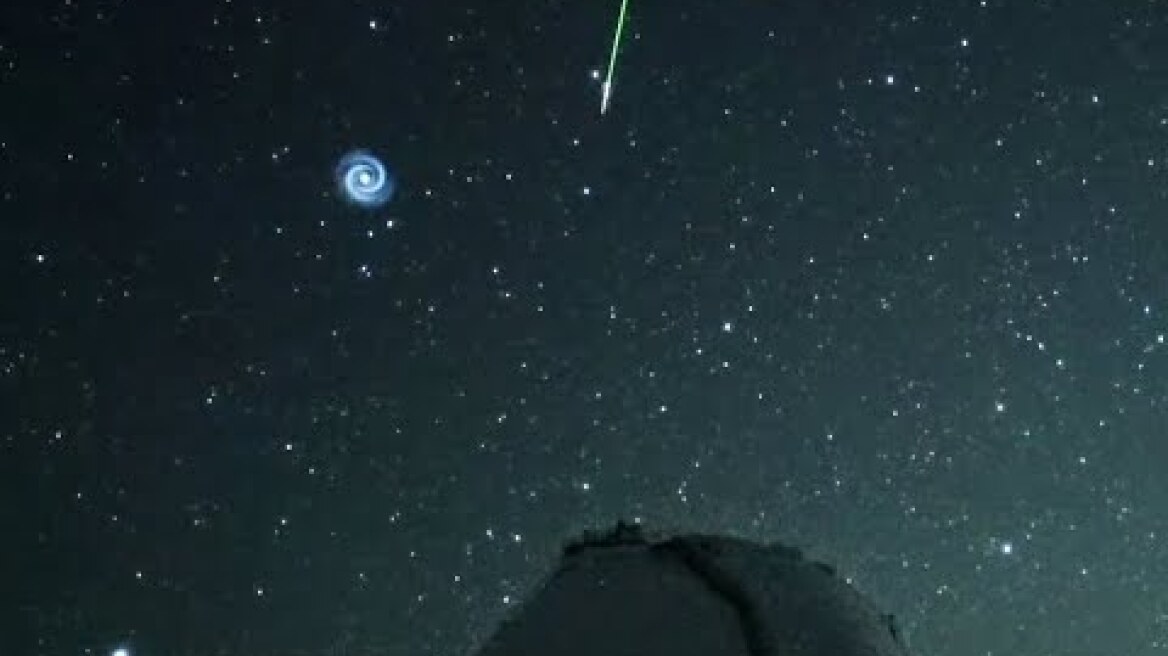 A "Mysterious" Flying Spiral over Maunakea 2023-01-18 UT / マウナケア上空にまた渦巻き出現！