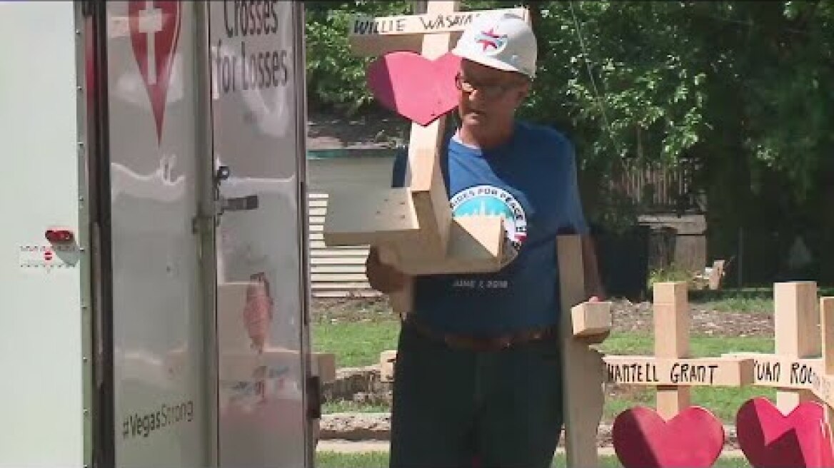 Greg Zanis, who brought crosses to tragedies across the country, dies at 69