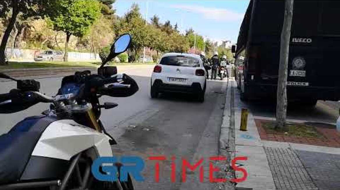 Επίθεση με πέτρες σε διμοιρία ΥΜΕΤ στο ΑΠΘ