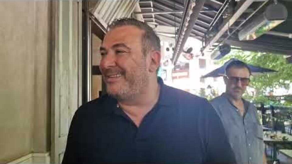 Ο Μητσοτάκης ήπιε καφέ στη Θεσσαλονίκη με Ρέμο και Τσαπατάκη  (2)