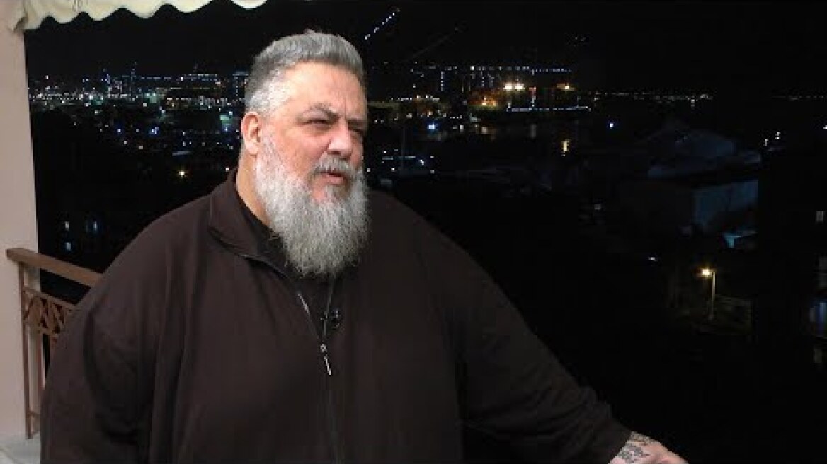 «ΠΕΡΑΣΕ ΑΠΟ ΠΑΝΩ ΤΟΥ ΚΑΙ ΤΟΝ ΑΠΟΤΕΛΕΙΩΣΕ…»