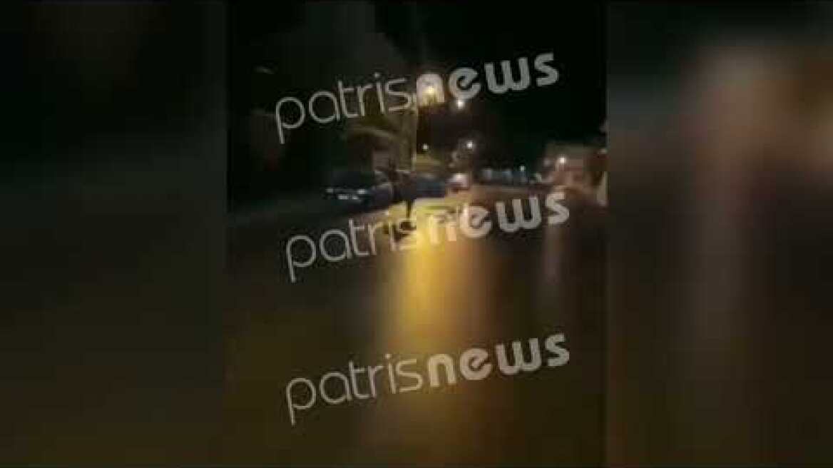 Πύργος: Άνδρας με τσεκούρι