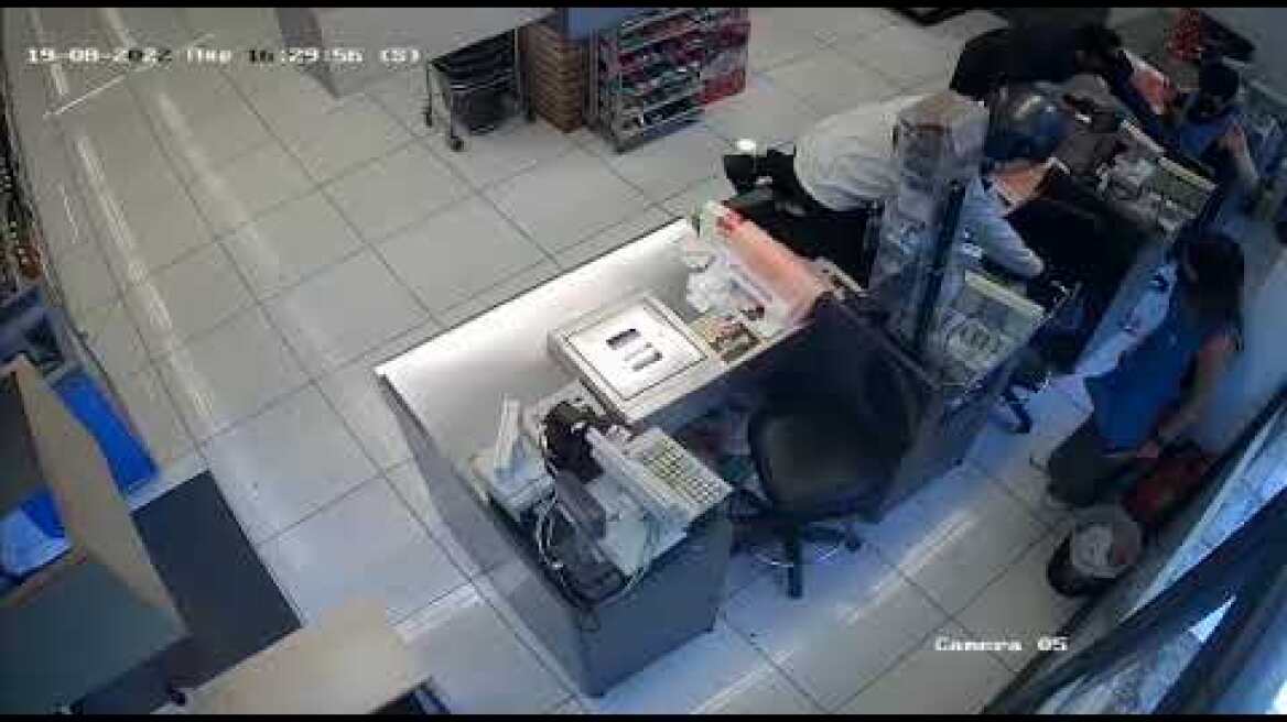 Ληστεία σε κατάστημα