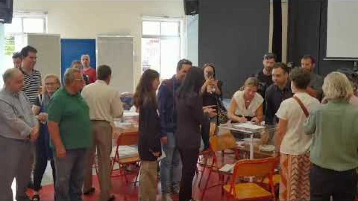 Ψηφίσε η Ναντια Γιαννάκοπουλου