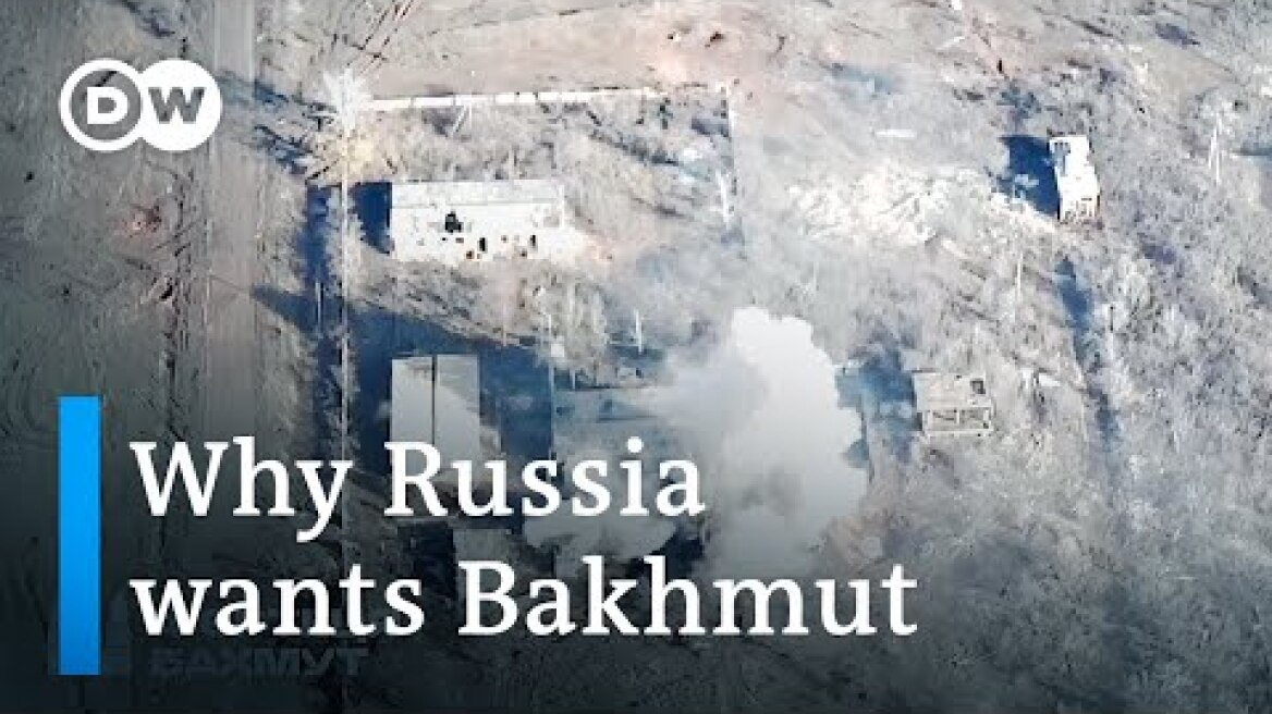 Ukraine, Russia exchange prisoners as fighting rages in Bakhmut | DW News