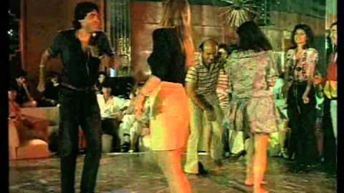 ΤΣΑΚΩΝΑΣ-ΛΕΖΕΣ-ΧΑΜΟΣ ΣΤΗ ΝΤΙΣΚΟ DORIAN GRAY