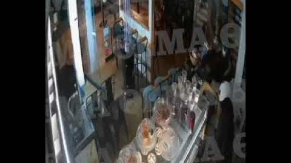 Βίντεο ντοκουμέντο από καφετέρια στη Πετρούπολη