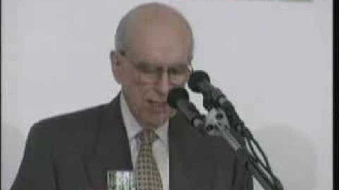 Ανδρέας Παπανδρέου το ΠΑΣΟΚ είναι εδώ