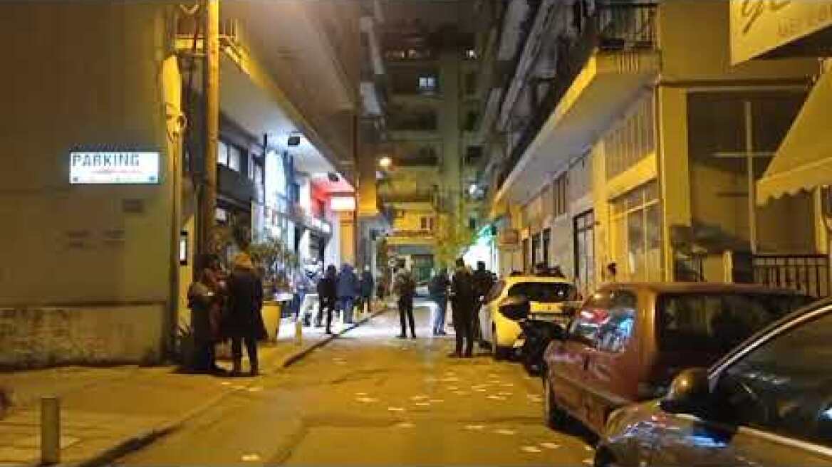 Διαμαρτυρία έξω από την παράσταση του Γιώργου Κιμούλη στη Θεσσαλονίκη