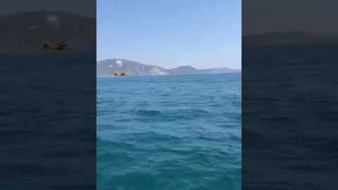 Φωτιά στα Λαγκαδάκια - Η εικόνα από τη θάλασσα