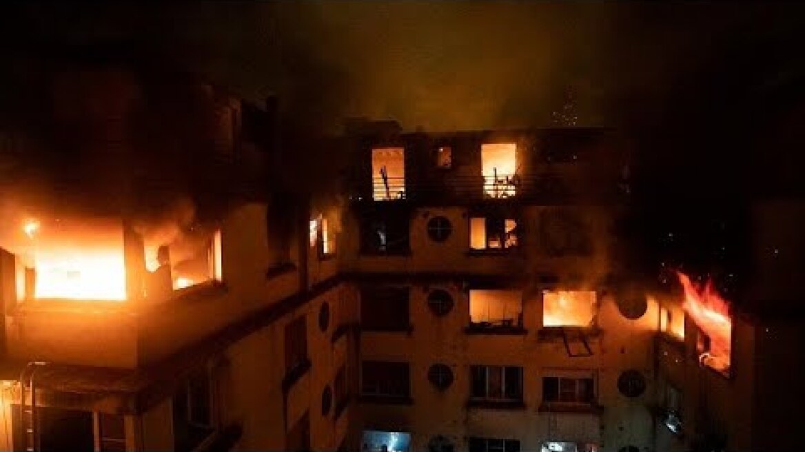 Eight die in huge Paris fire, 'criminal' investigation launched