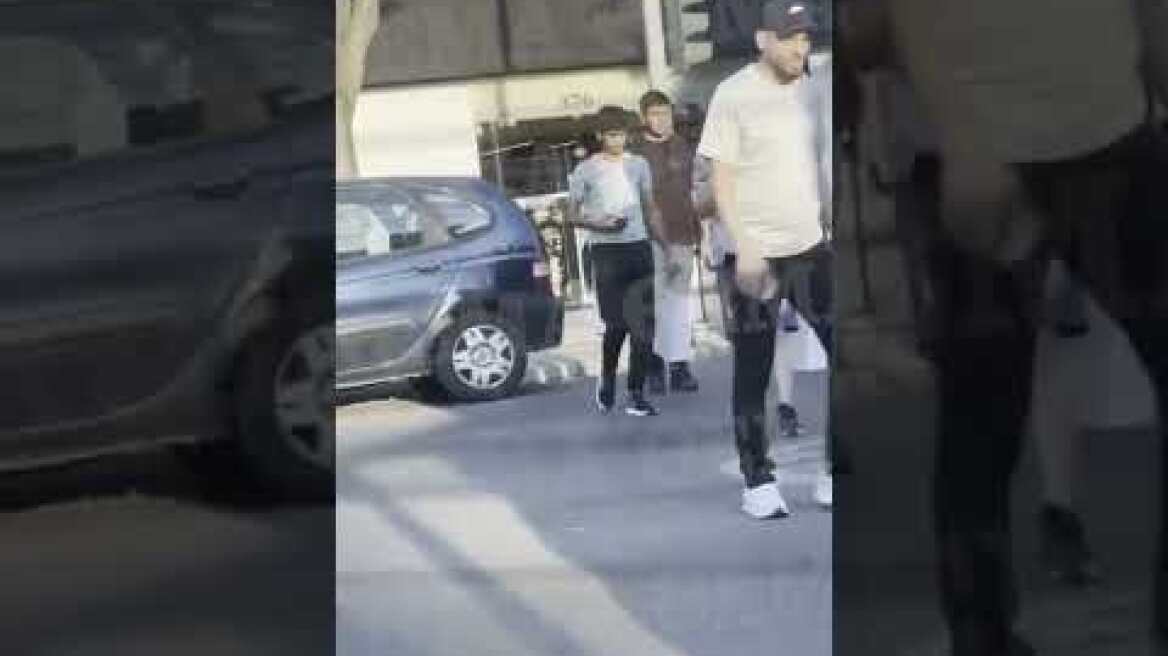 Κύκλωμα δουλεμπόρων: Τους έντυναν «Ευρωπαίους»