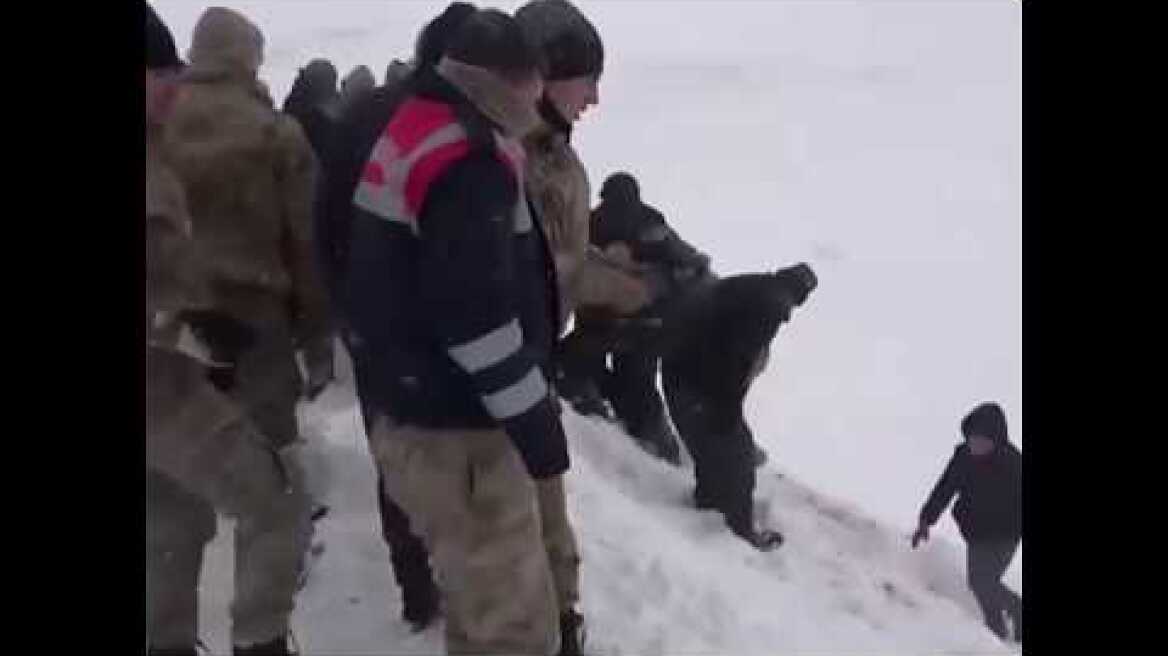 RAW VIDEO : TURKEY AVALANCHE WIPES OUT RESCUE TEAM 33 DEAD !!!
