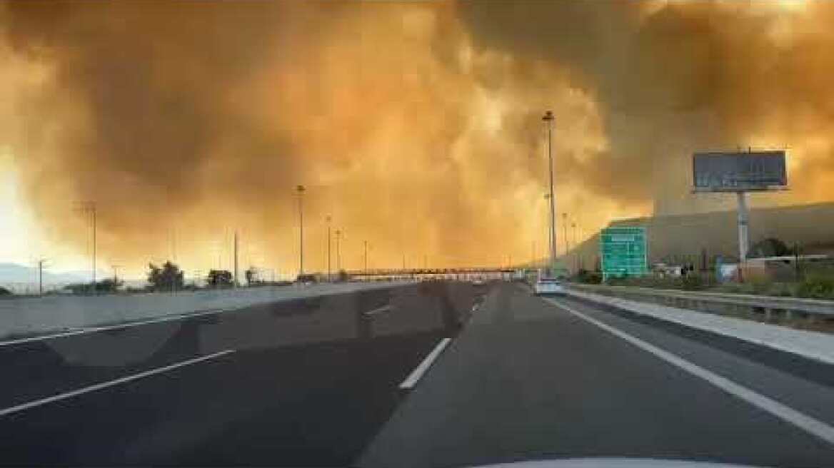 Φωτιά στο Λουτράκι - Διόδια