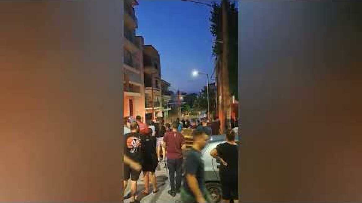 Συνεχίζονται οι επιχειρήσεις διάσωσης Λαρισαίων