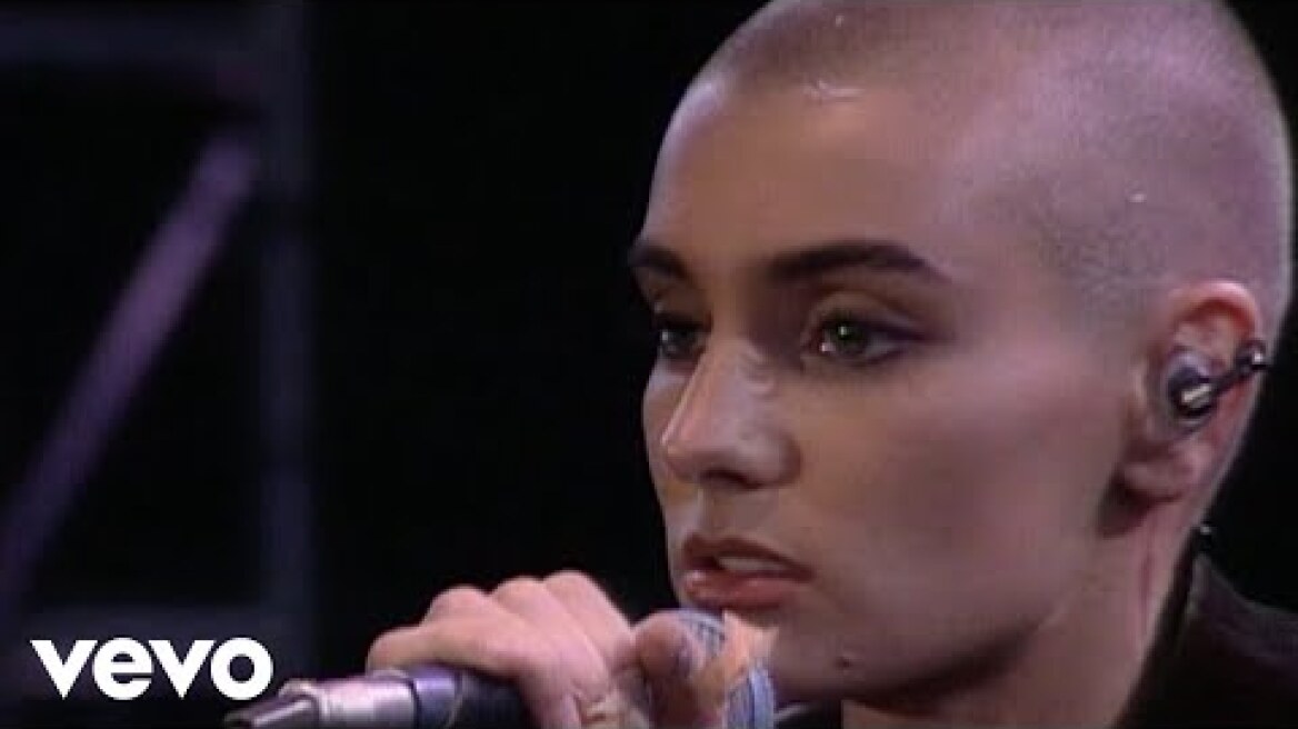 Sinead O'Connor - Nothing Compares 2 U (Live)